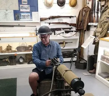 Machine-Gun
